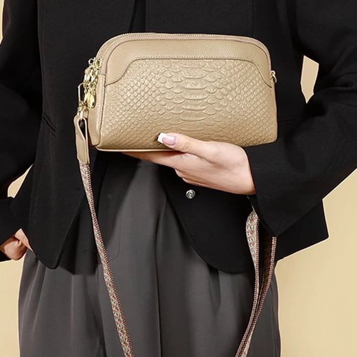 Olivia Elegant Allure | Croc-Pattern Mini Crossbody Bag