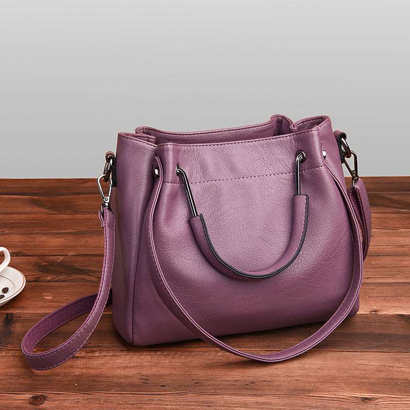 Luxe Charm | Classic Shoulder Bag