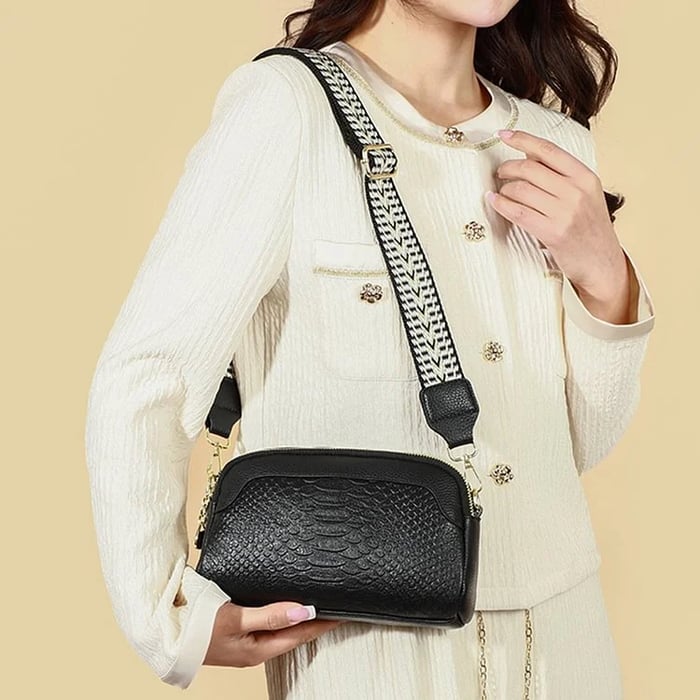 Olivia Elegant Allure | Croc-Pattern Mini Crossbody Bag