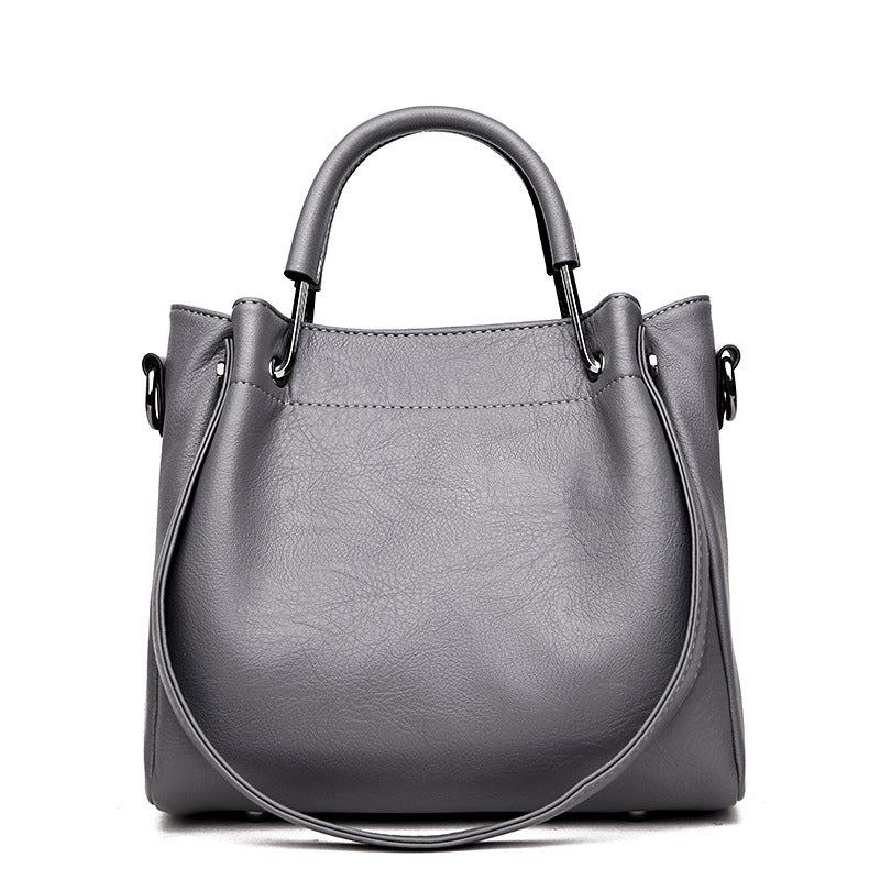 Luxe Charm | Classic Shoulder Bag
