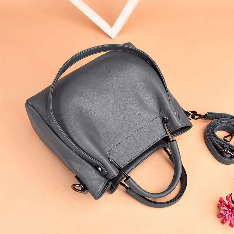Luxe Charm | Classic Shoulder Bag