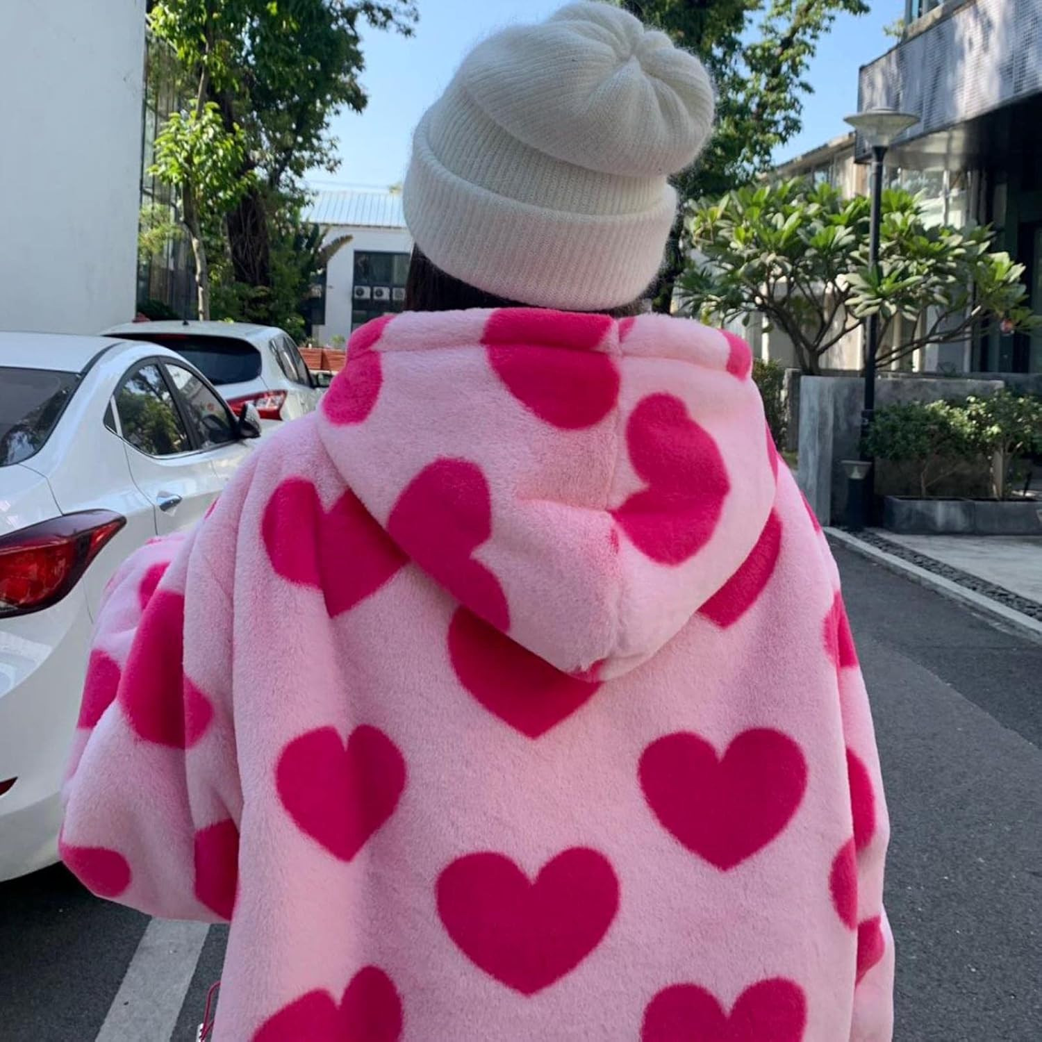 Zoe - Cozy Warm Heart-Shaped Jacket