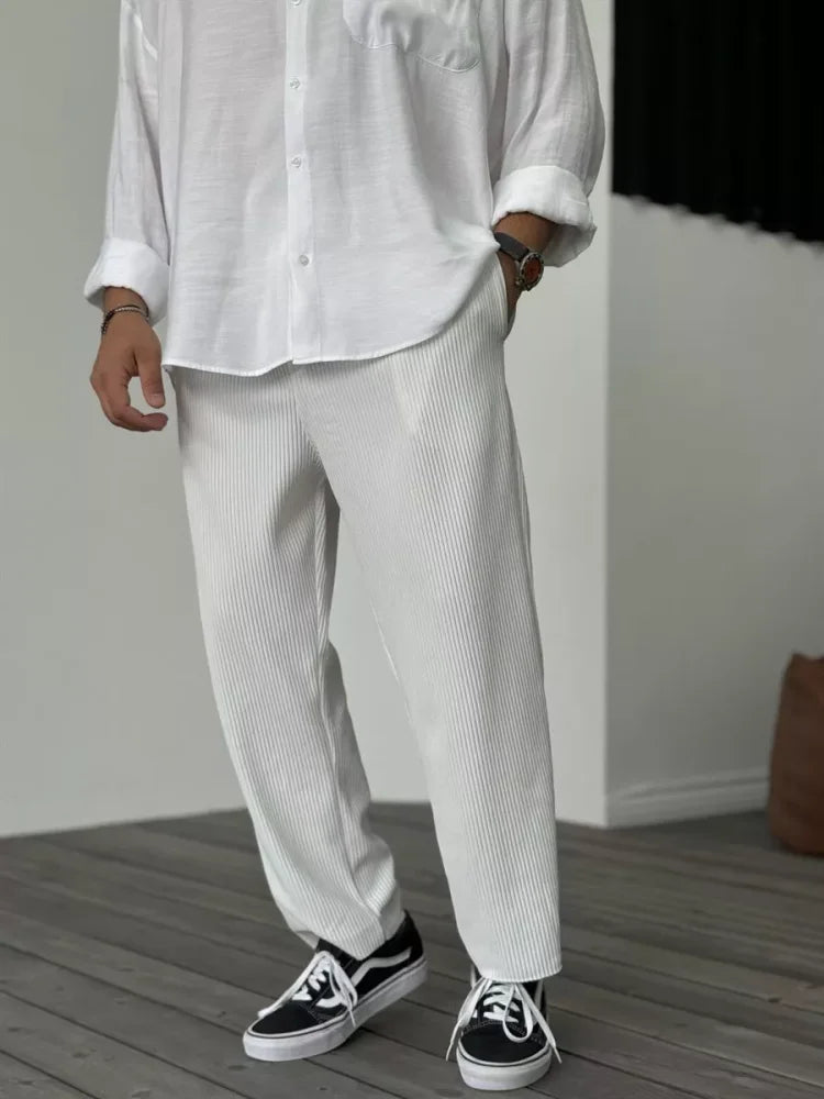Pembre Lightweight Pleated Pants - Sophisticated Style and Summer Comfort