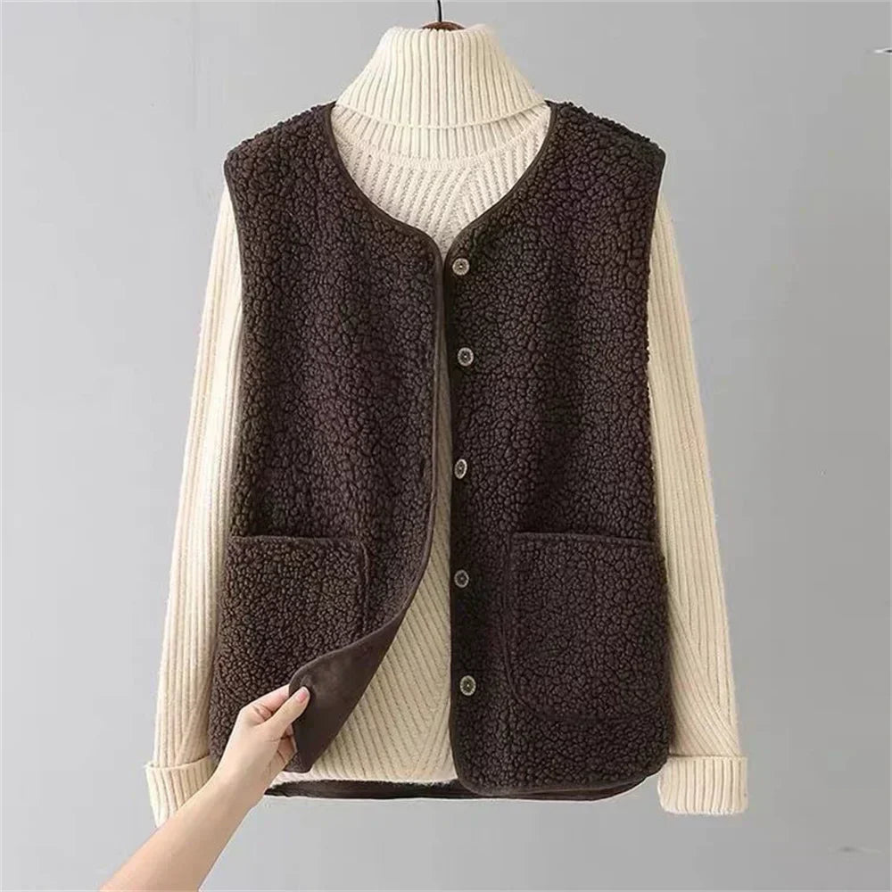 Layla - Versatile Chic Vest
