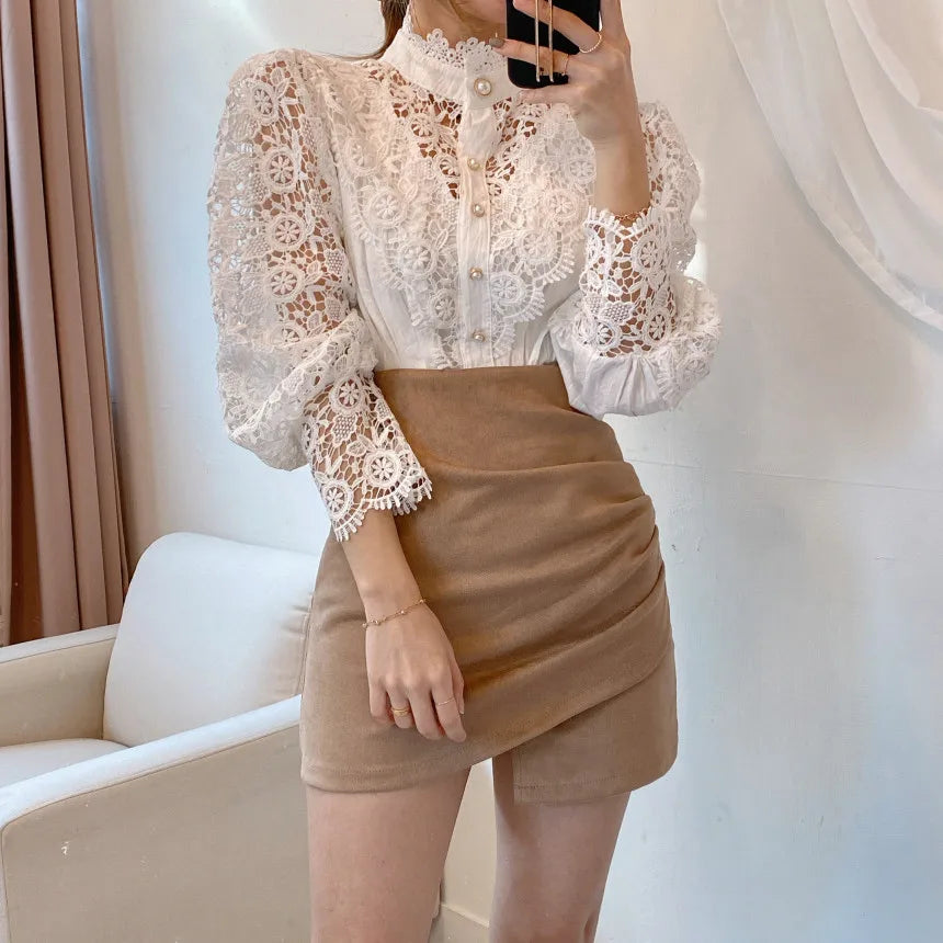 Isabella Blouse - Romantic and Sophisticated Design
