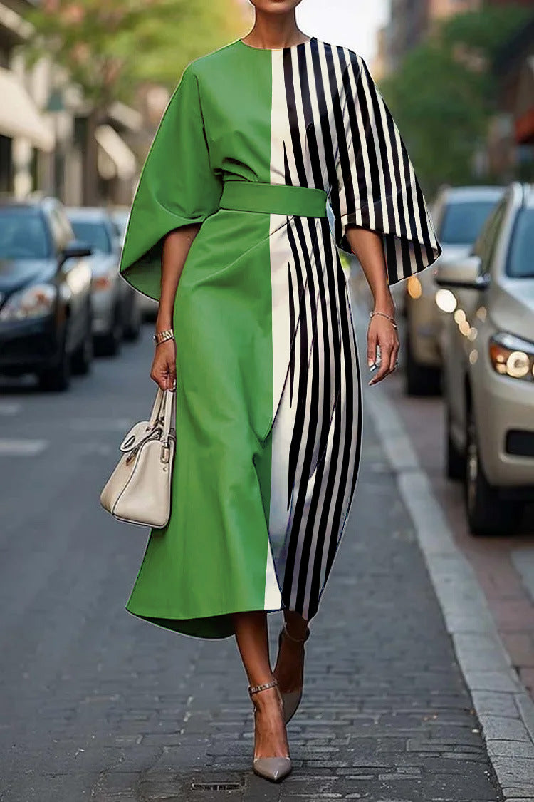 Melody - Elegant Dress with Round Neck