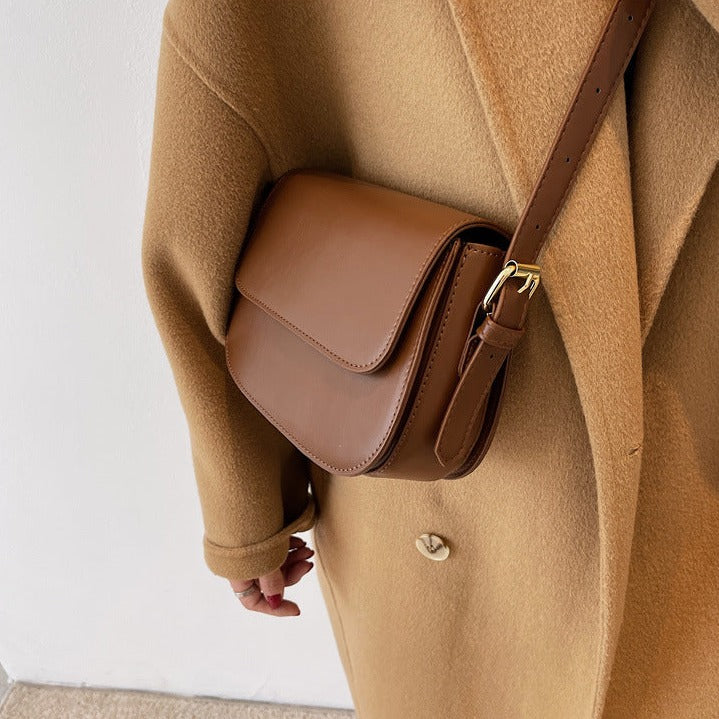 Avery Classic Saddle | Crossbody Bag