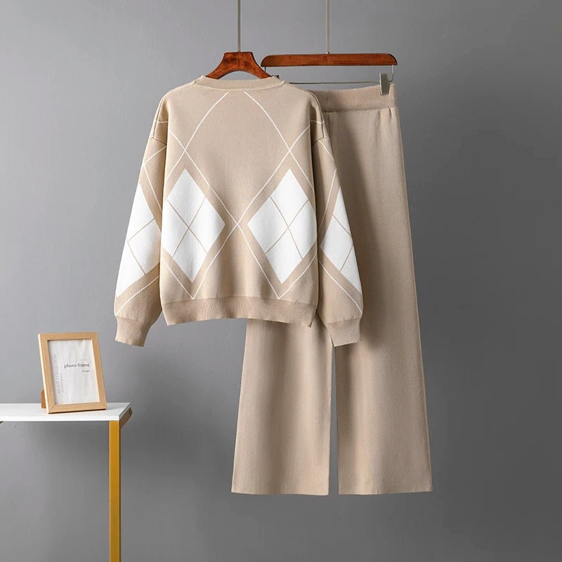 Hilla - Warm Two Piece Sweater Set