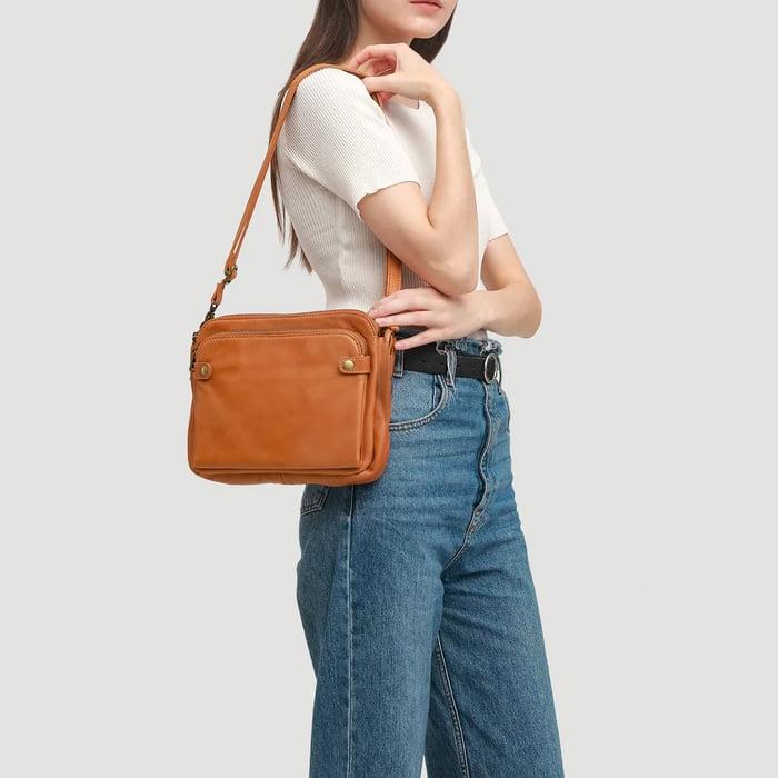Aria Masterpiece | Classic Shoulder Bag