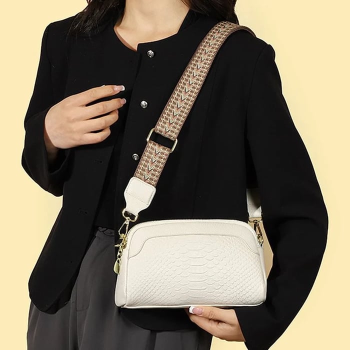 Olivia Elegant Allure | Croc-Pattern Mini Crossbody Bag