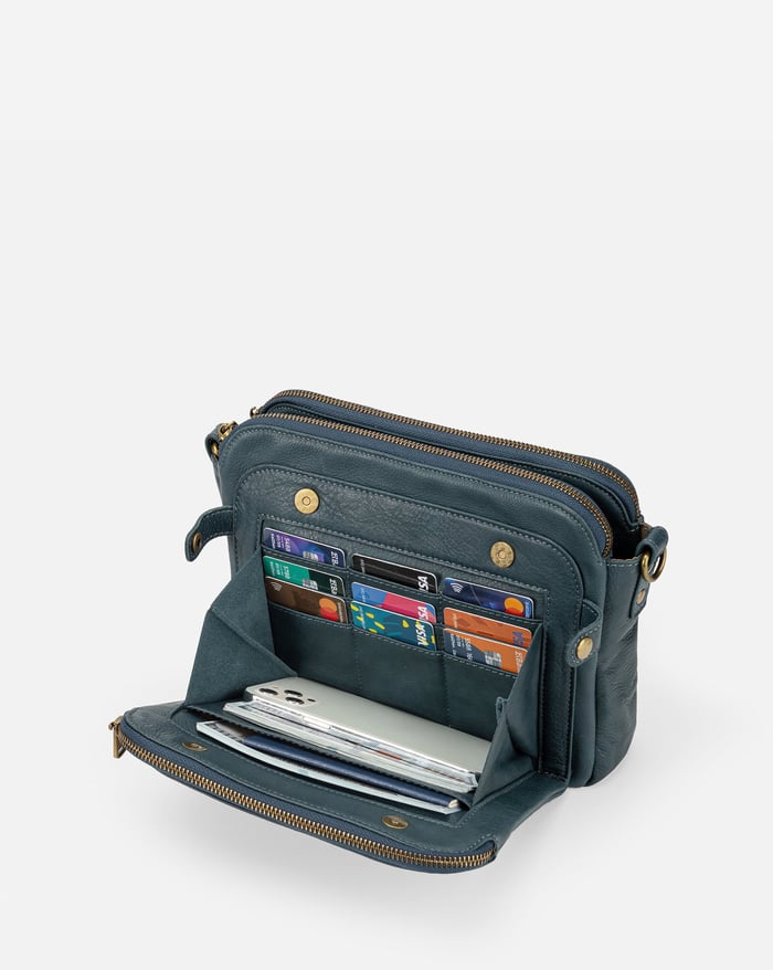 Aria Masterpiece | Classic Shoulder Bag