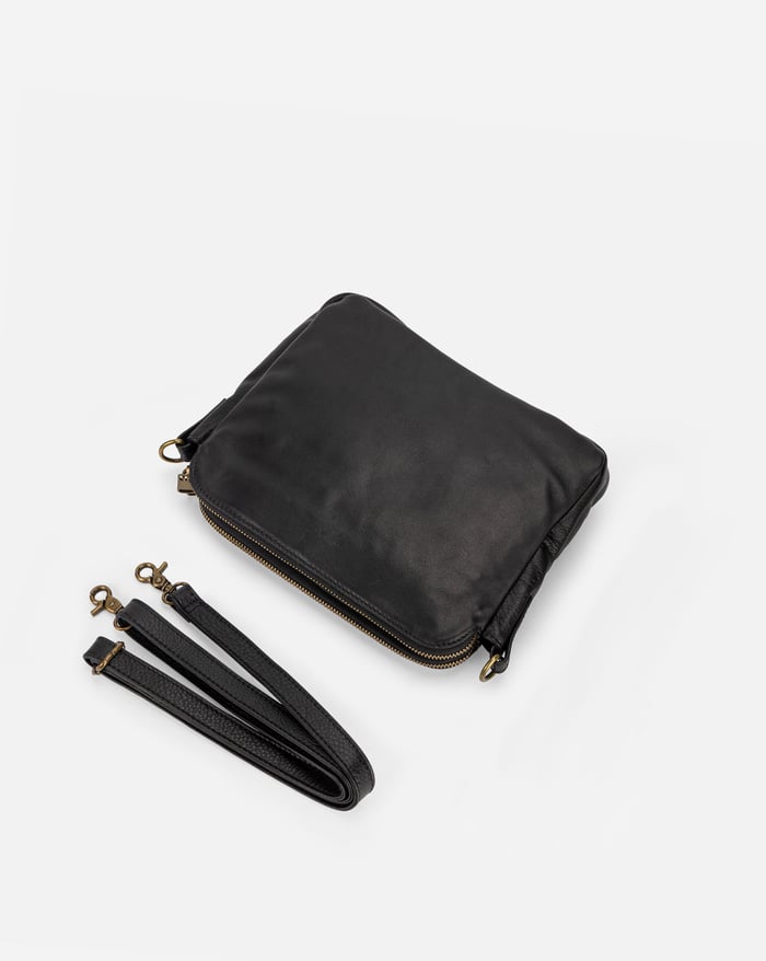 Aria Masterpiece | Classic Shoulder Bag