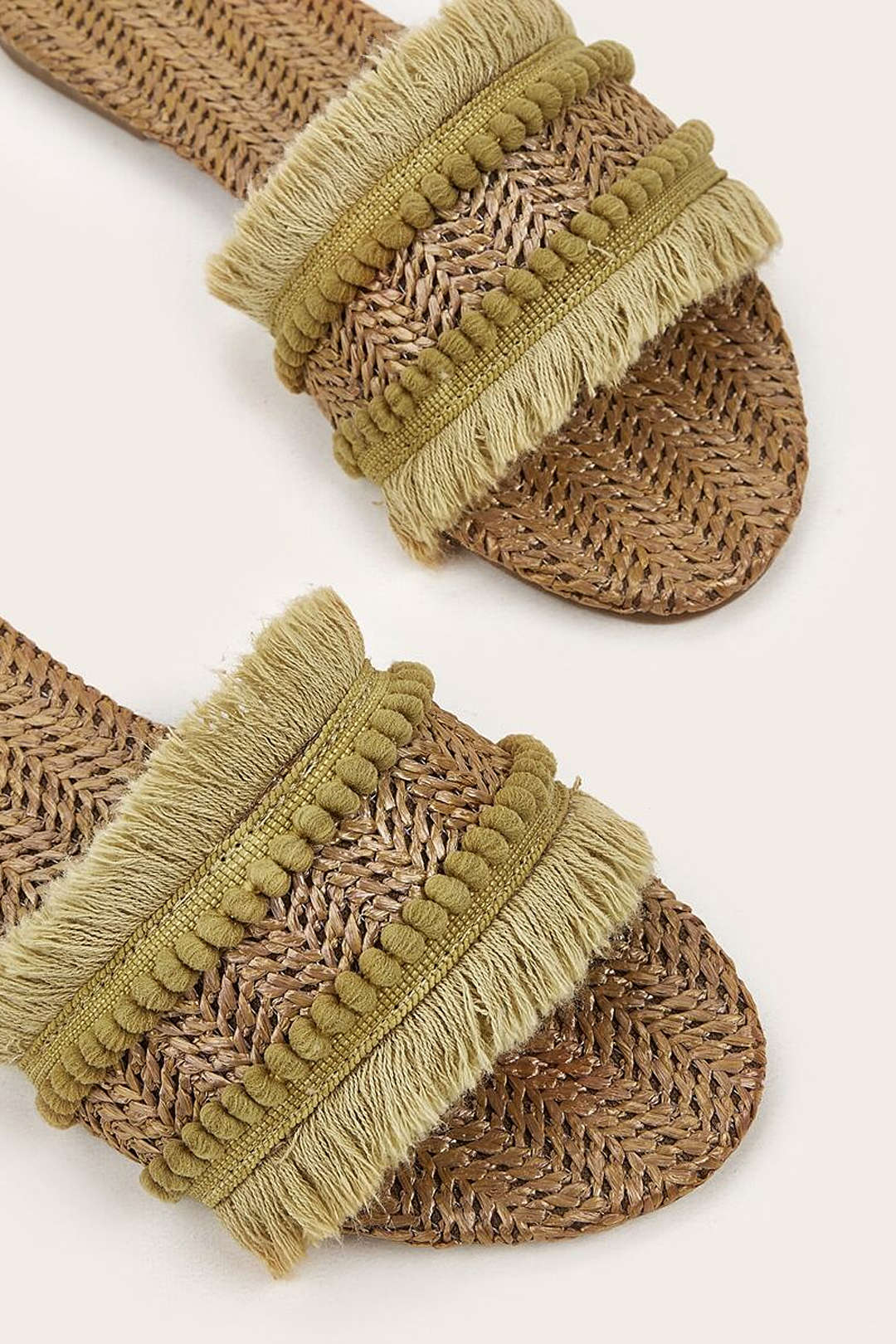 Flare Fringe Slippers