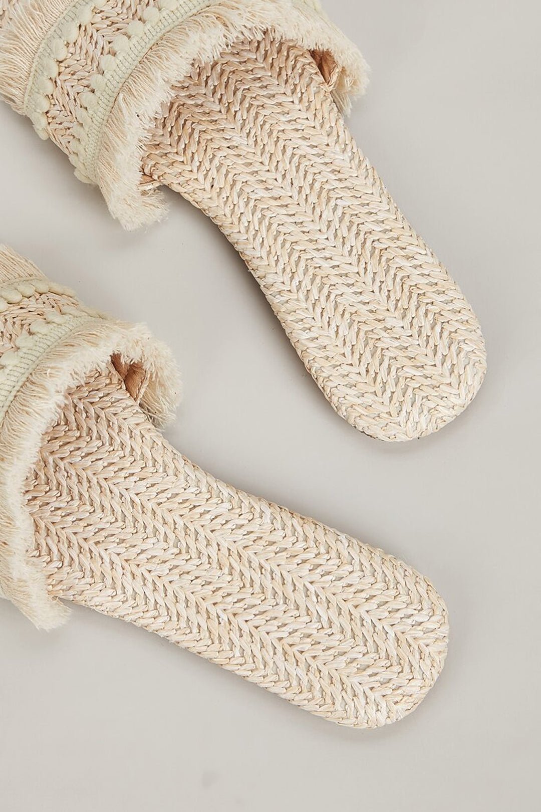 Flare Fringe Slippers