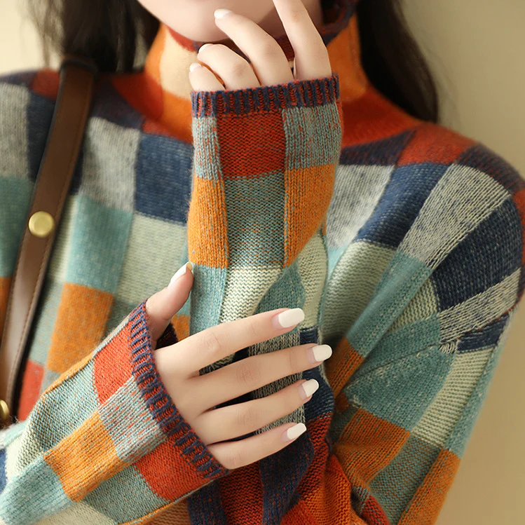 Olivia - Soft Patchwork Turtleneck