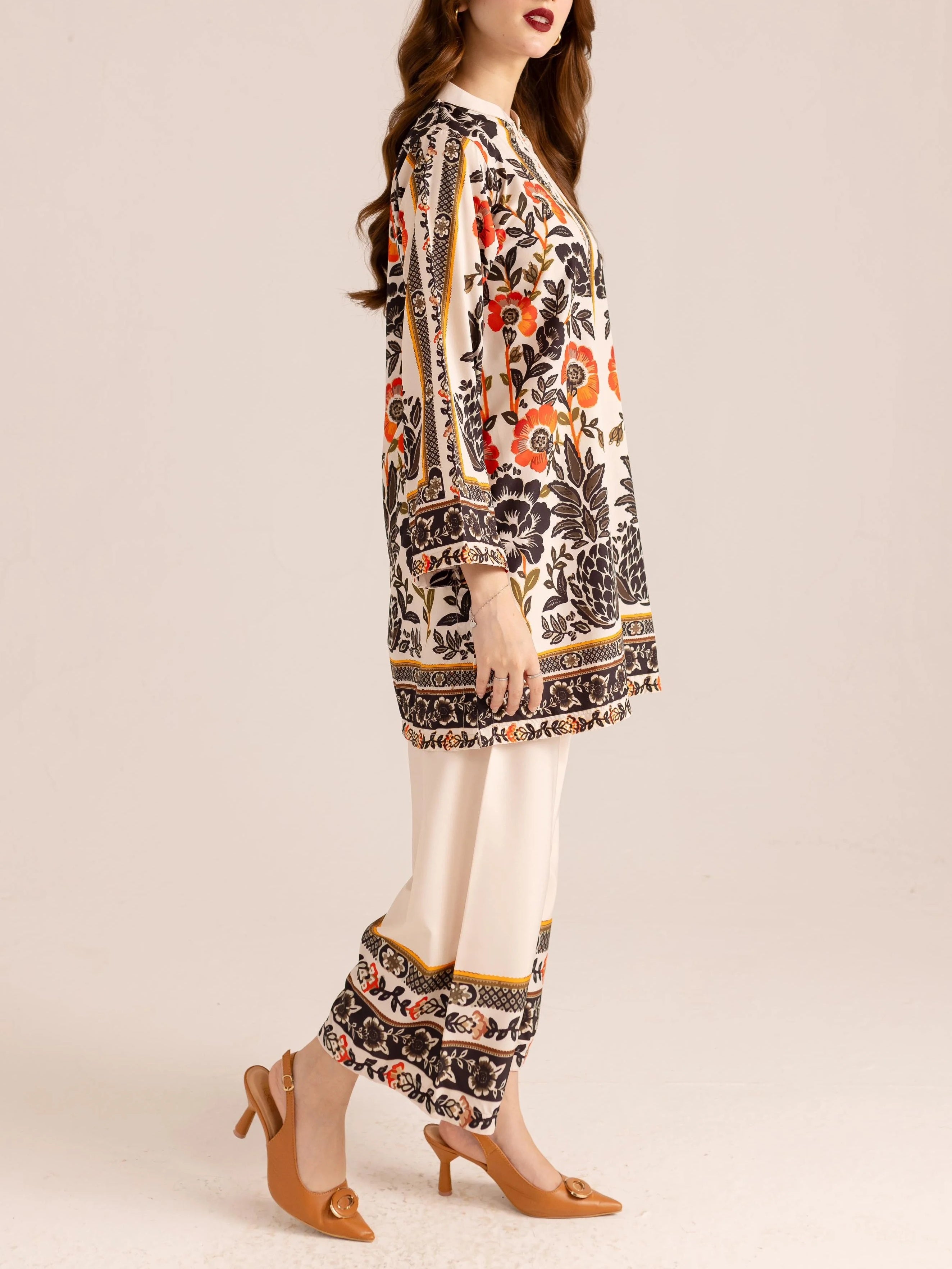 Contrast Trims Vintage - Inspired Floral Printed Co-ord Set