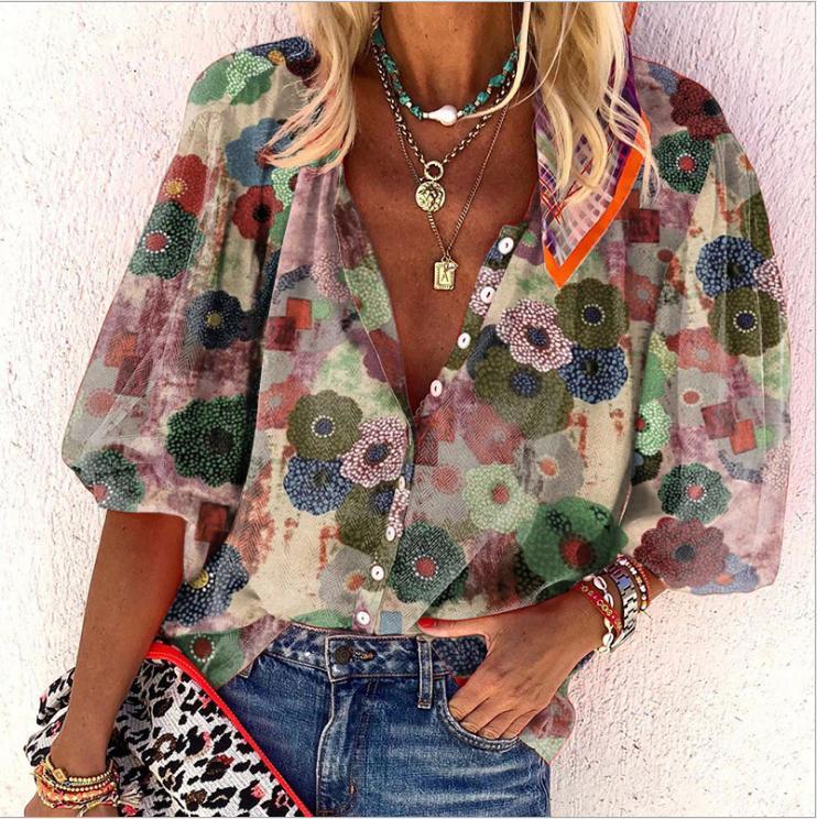 Alma - Bohemian print blouse with short sleeves