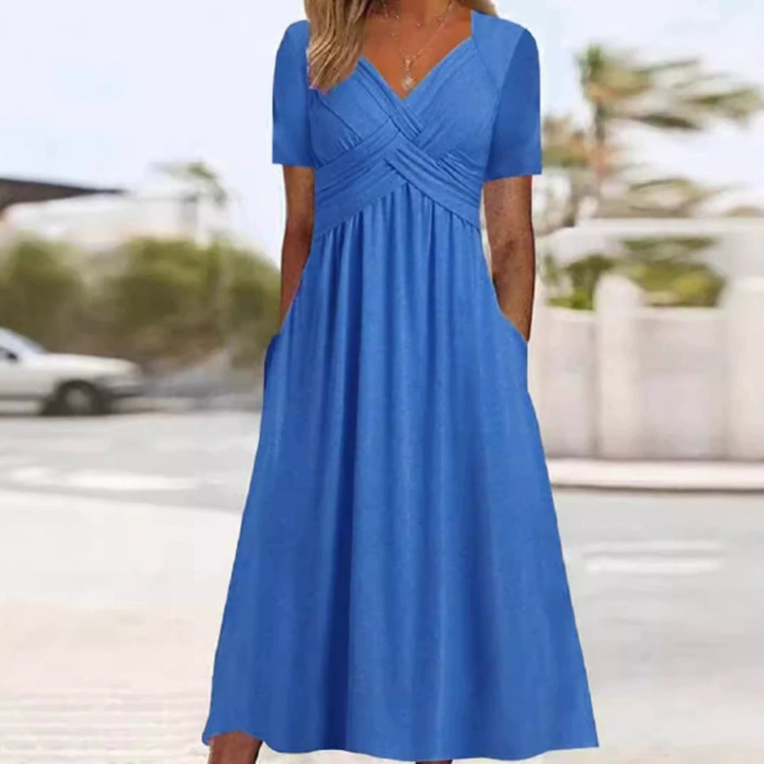 Amanda - Flattering Dress