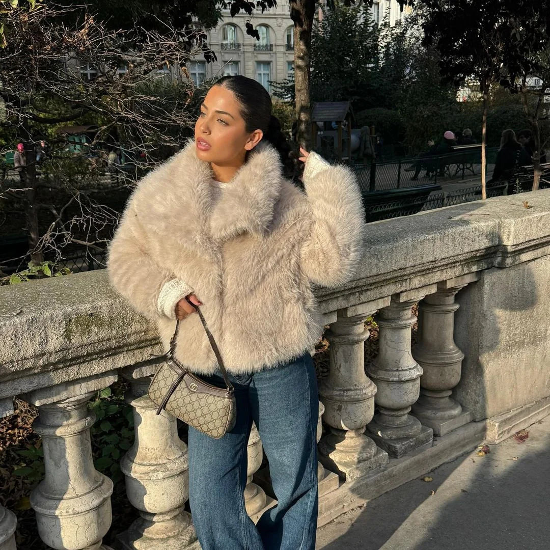 Elsie - Elegant Fur Coat
