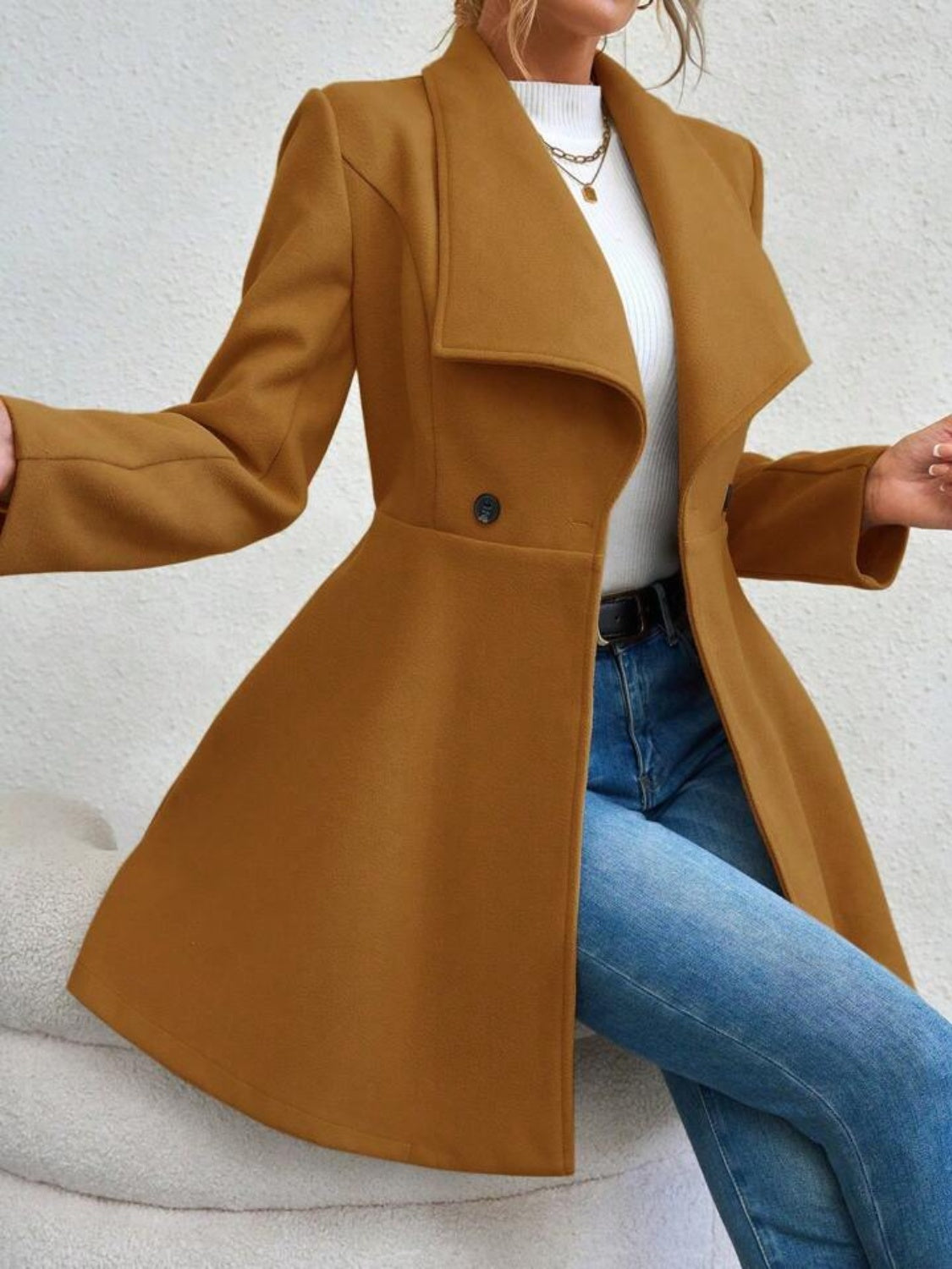Tina - Elegant Button-Up Coat