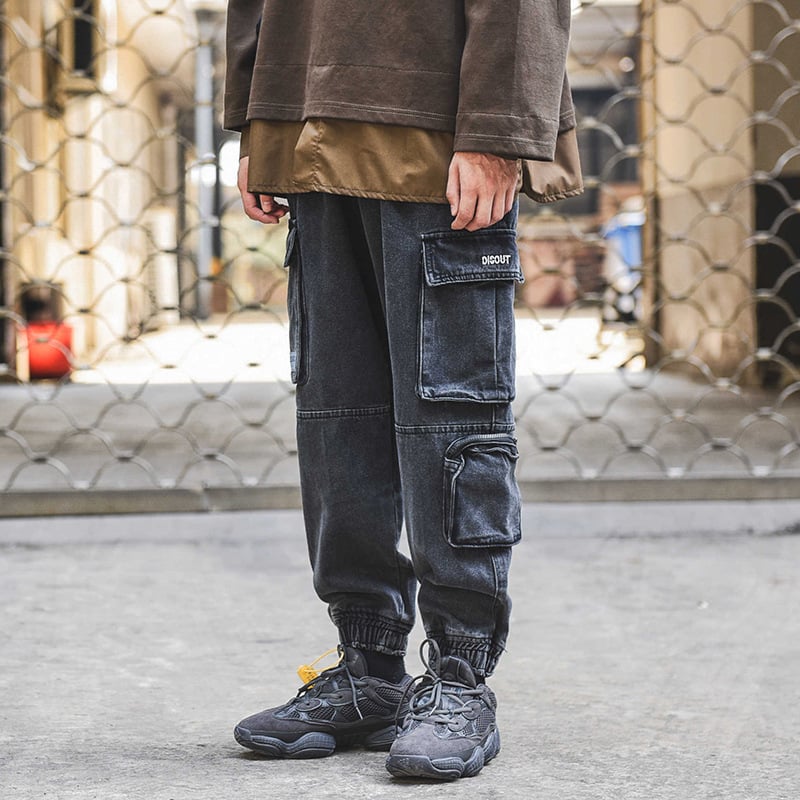 Mateo Pants - Frayed Denim for a Casual and Comfortable Look