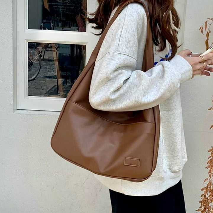 Hannah Favorite | Vintage Shoulder Handbag