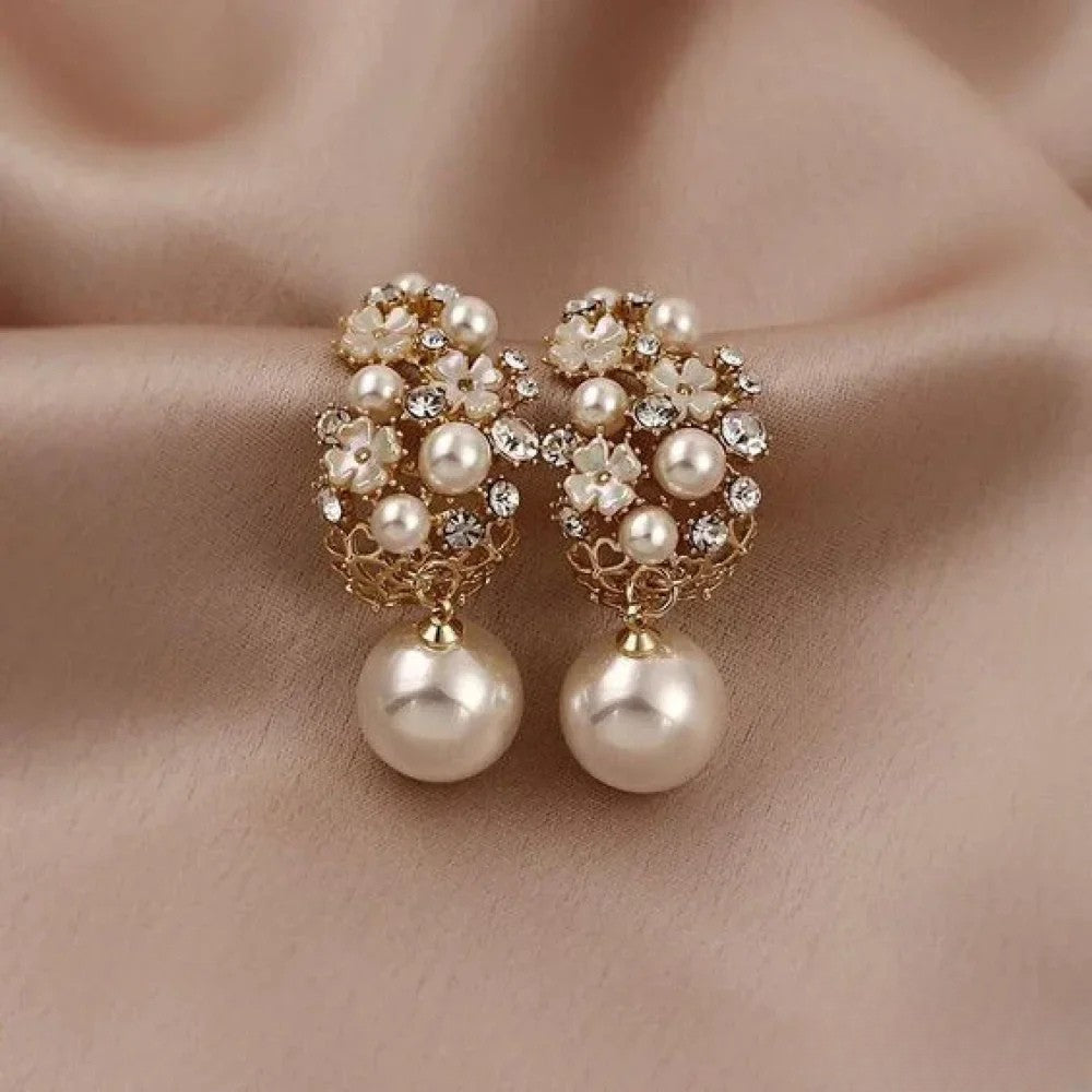 Elegant Earrings with Flower Pearls