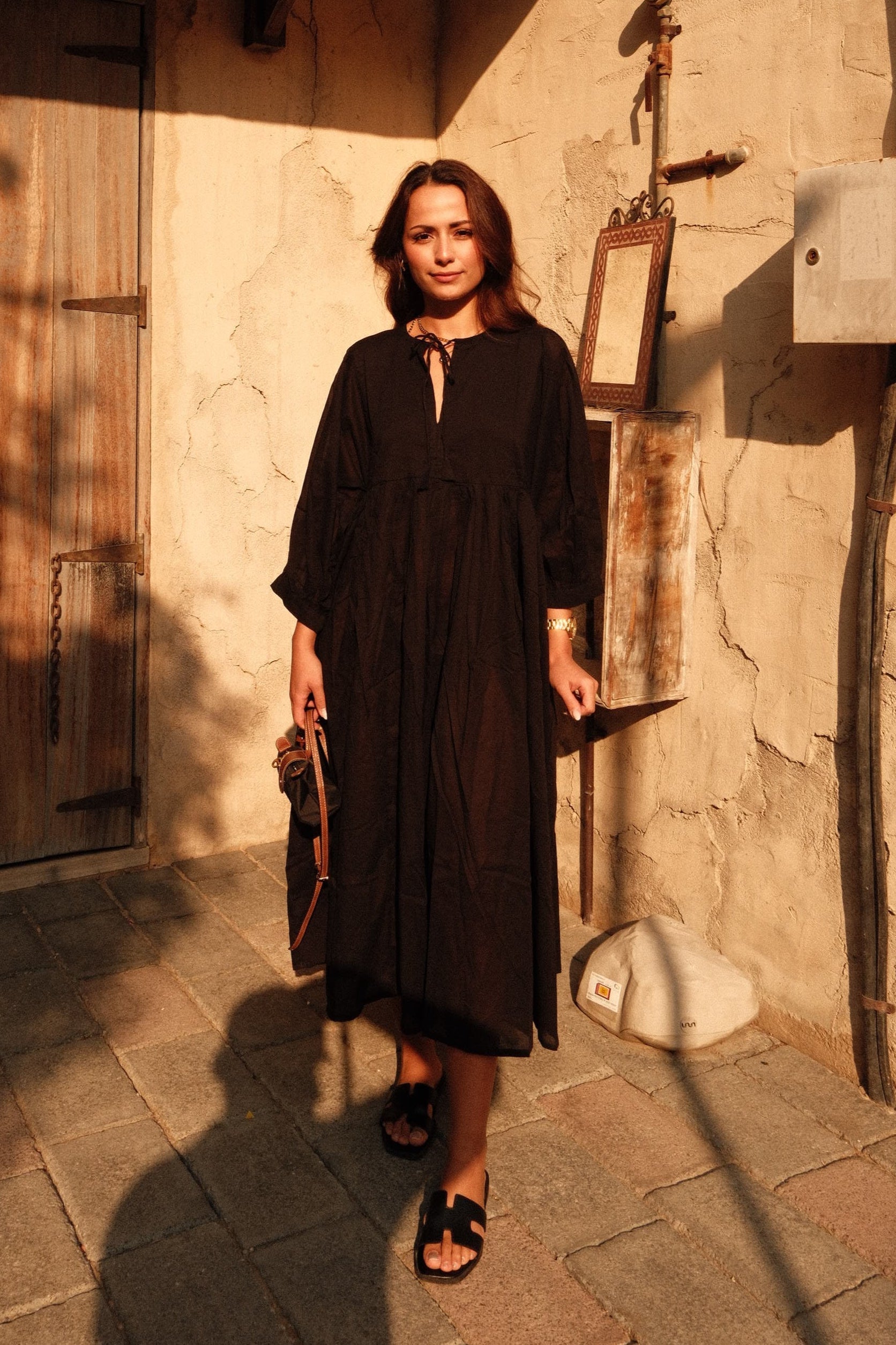Daphne Midi Dress Black Oasis