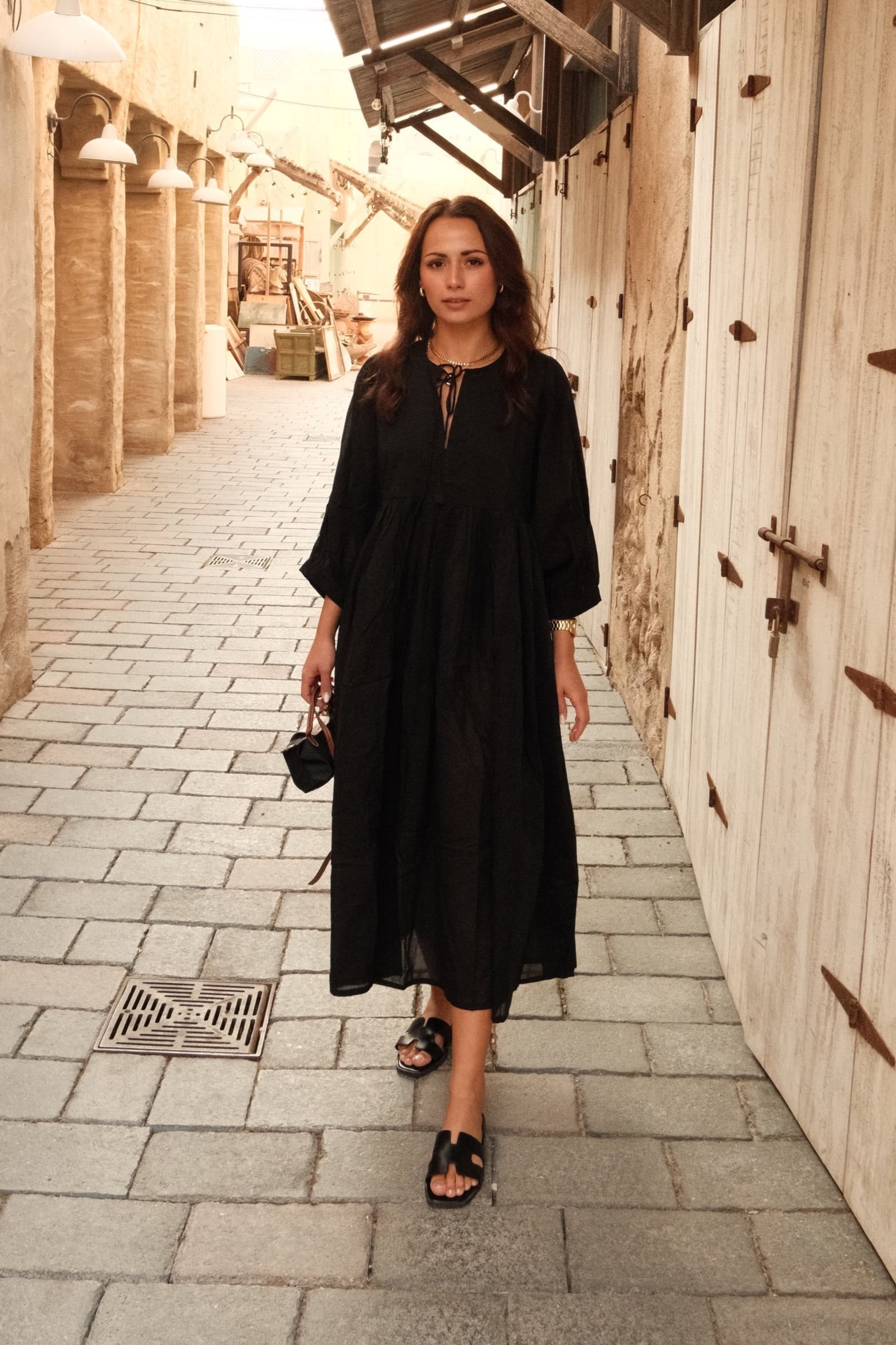 Daphne Midi Dress Black Oasis