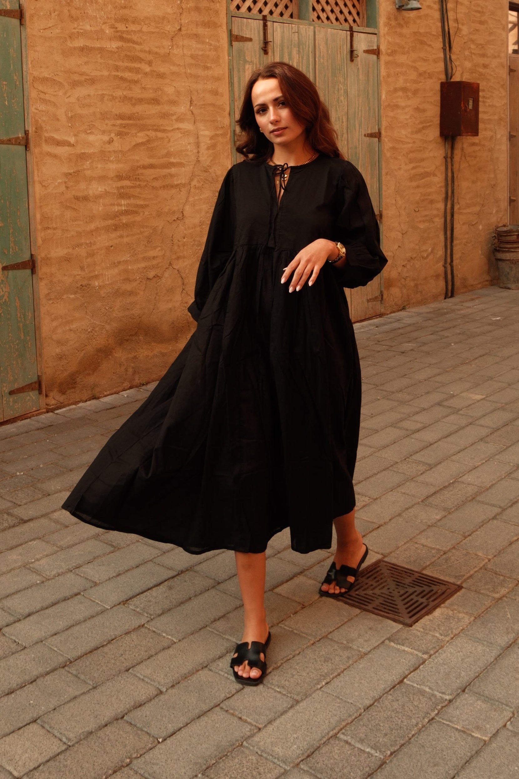 Daphne Midi Dress Black Oasis