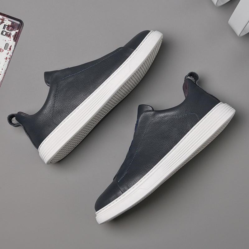 Maverick Sneakers