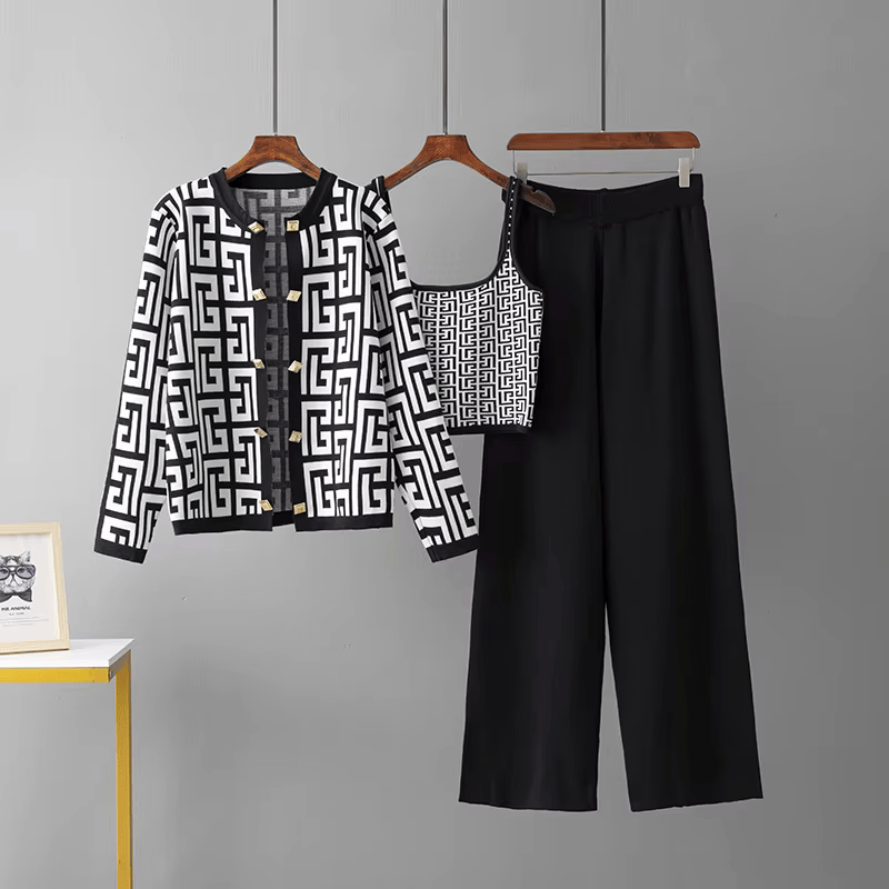 Wintour - Stylish Retro Maze Plaid O-collar Three-Piece Suit