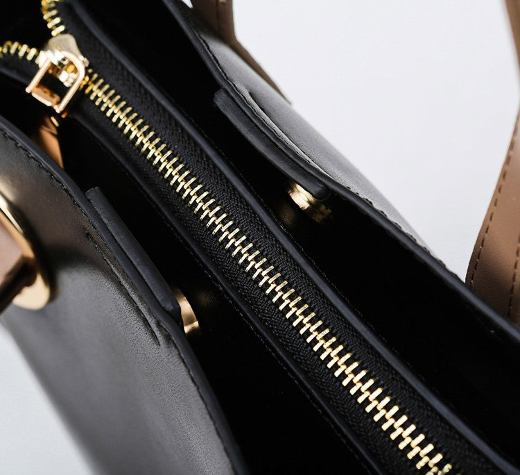 Amelia Minimalist Essential | Sleek Structured Tote