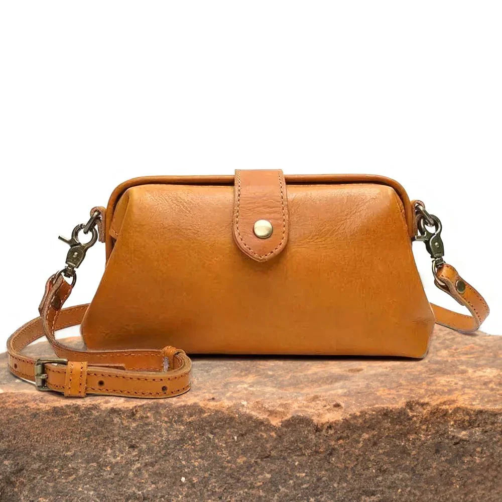 Alyssa Timeless Charm | Unique Handbag