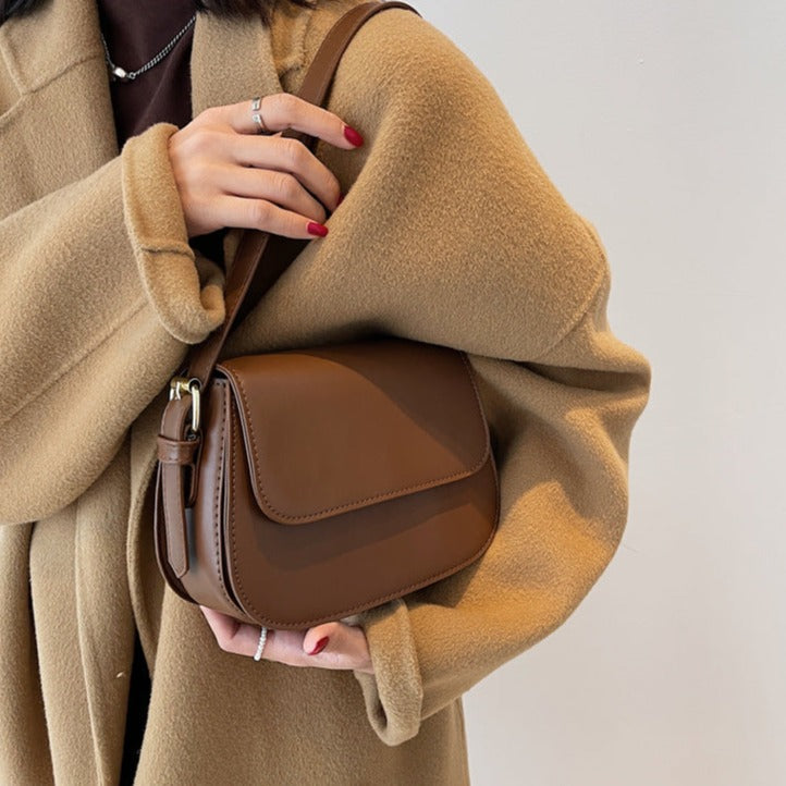 Avery Classic Saddle | Crossbody Bag