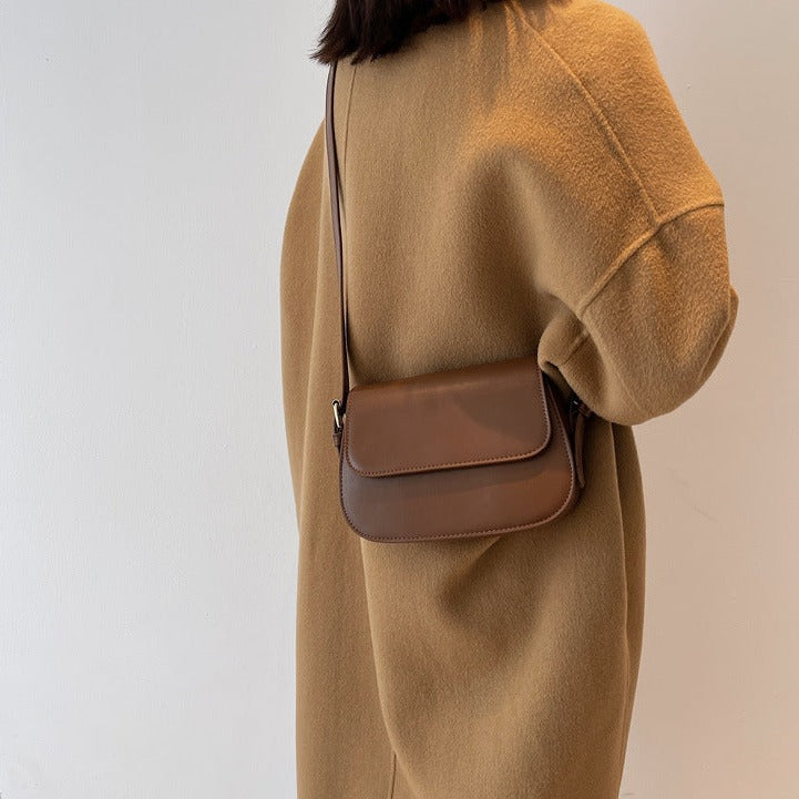 Avery Classic Saddle | Crossbody Bag