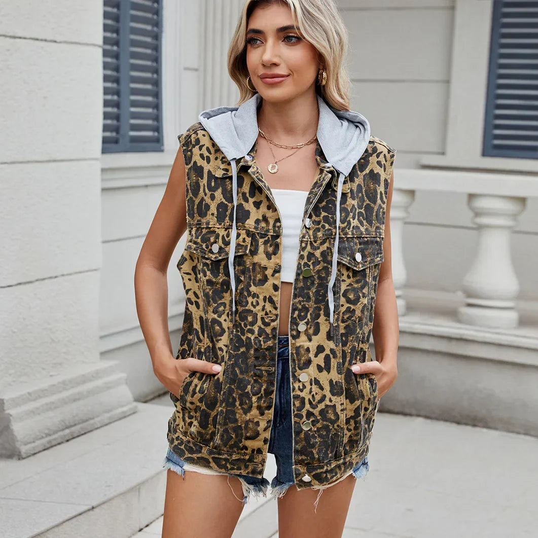 Juiletta - Stylish Hooded Denim Jacket