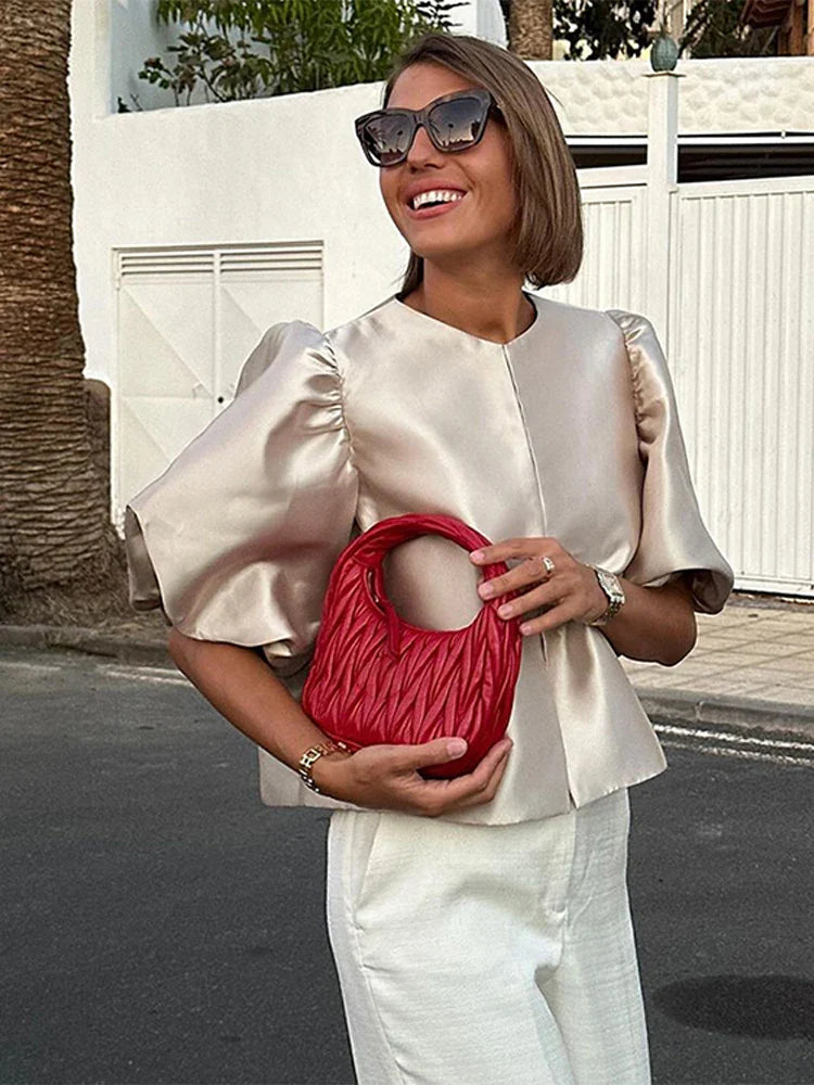 Cici Blouse - Puff Sleeves and Sophisticated Design