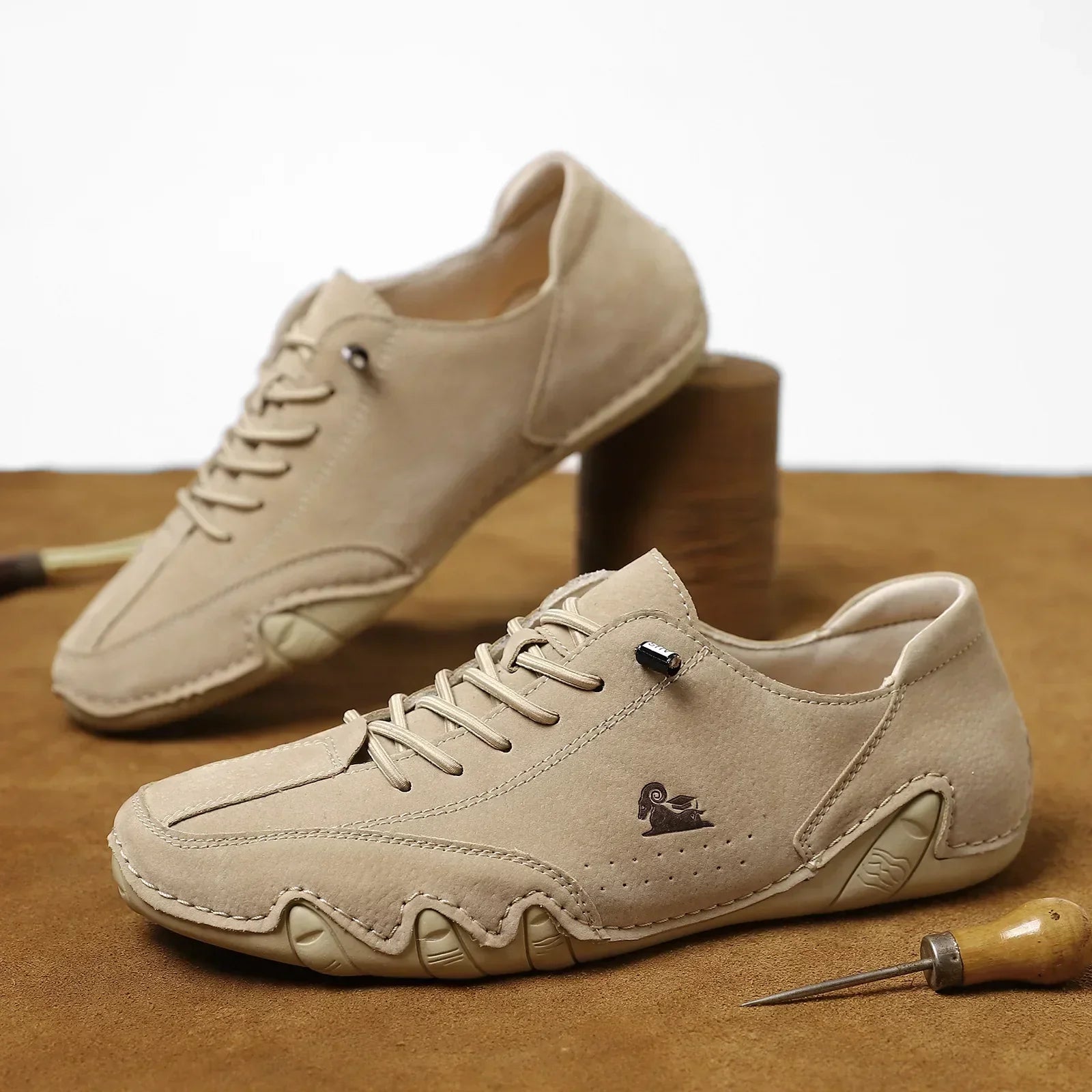 Simmons - Waterproof and breathable shoes