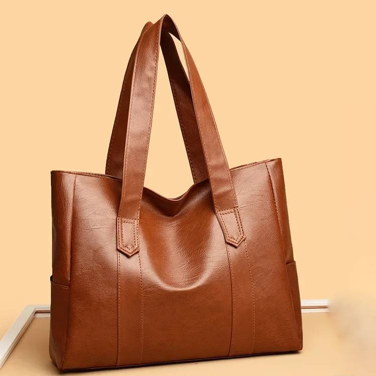 Mia Timeless Elegance | Classic Tote Bag