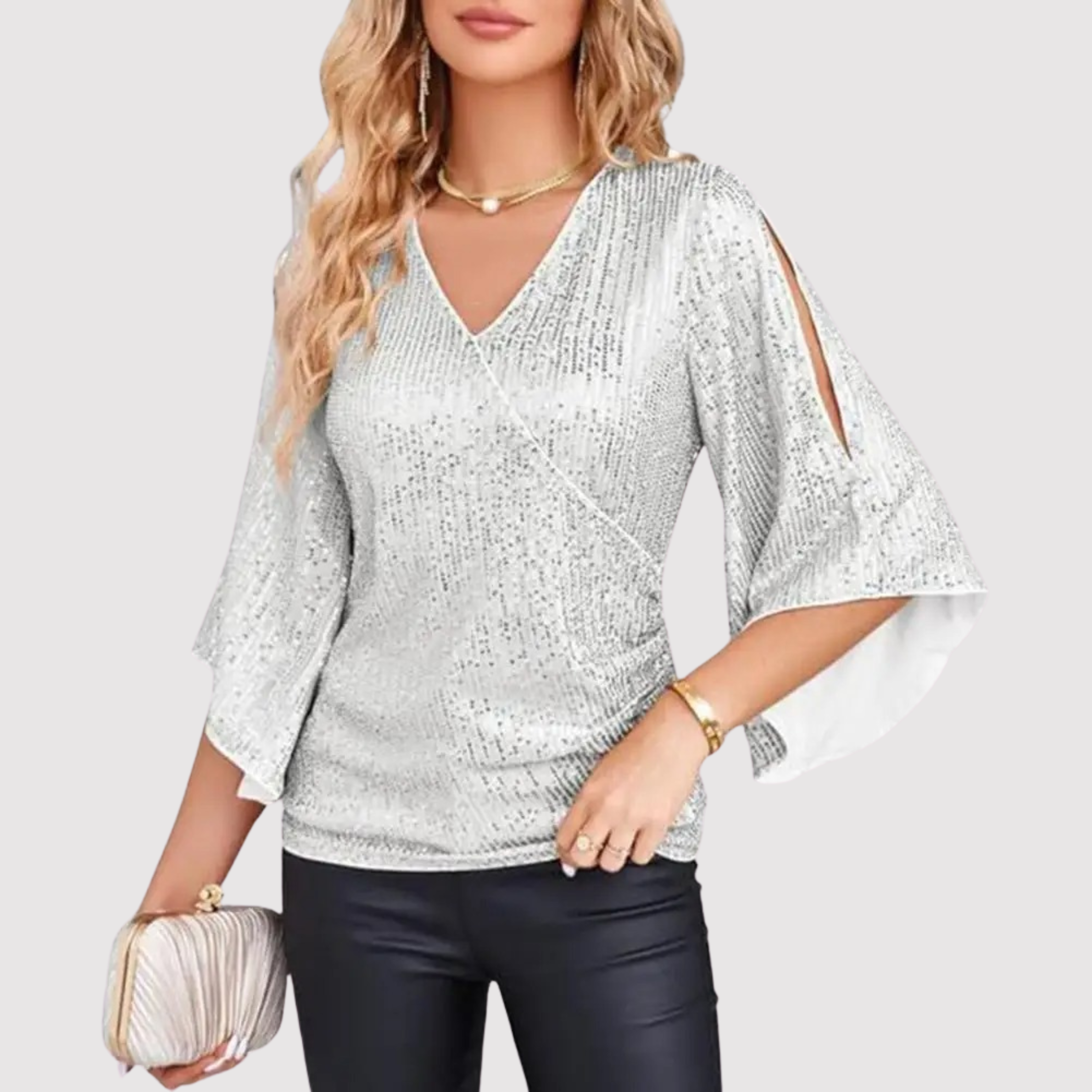 Decades Top with Sequins - Shine and Comfort for Every Occasion