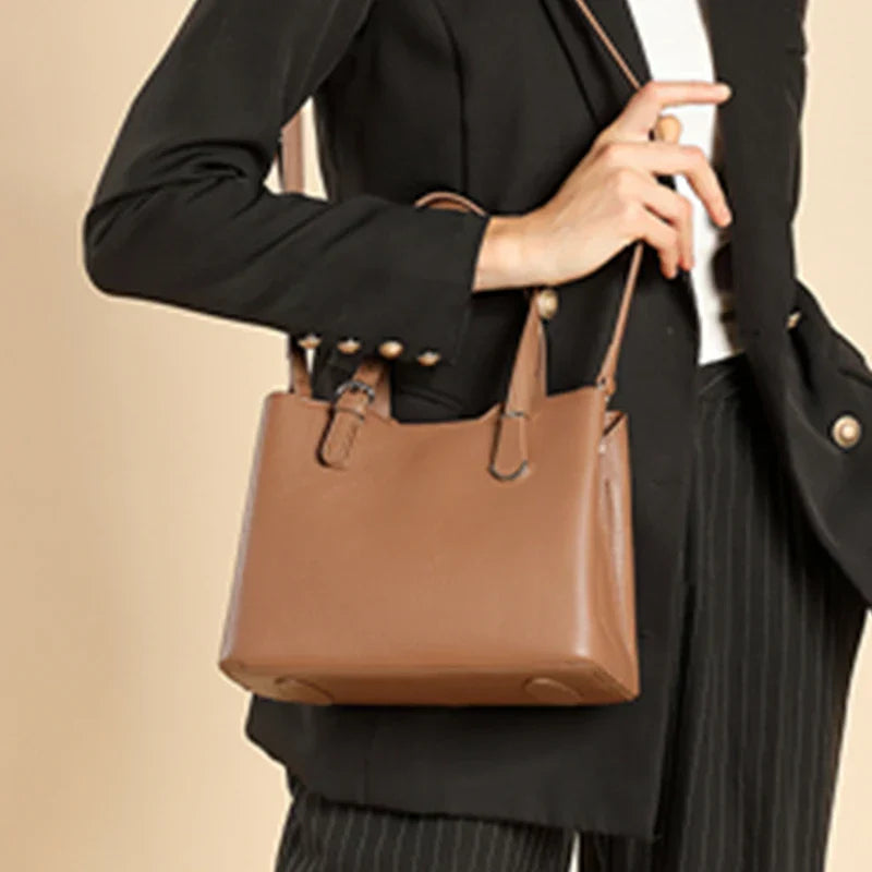 Aria - 3 Layers Shoulder Bag