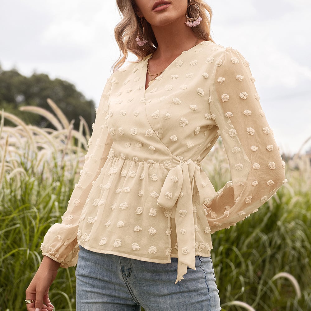 Primadonna Blouse - Elegance and Versatility in Jacquard Lace