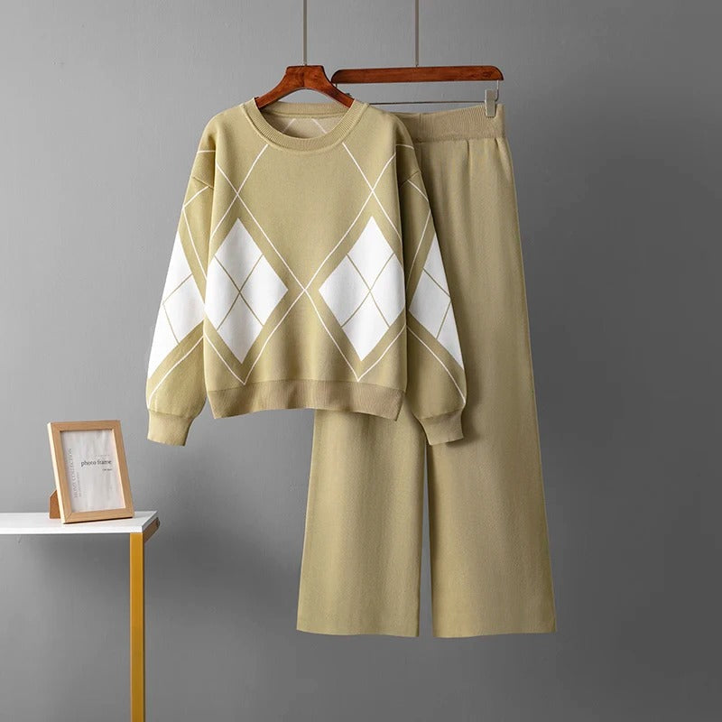 Hilla - Warm Two Piece Sweater Set