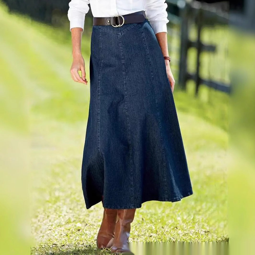 Monica - Classically cut long denim skirt