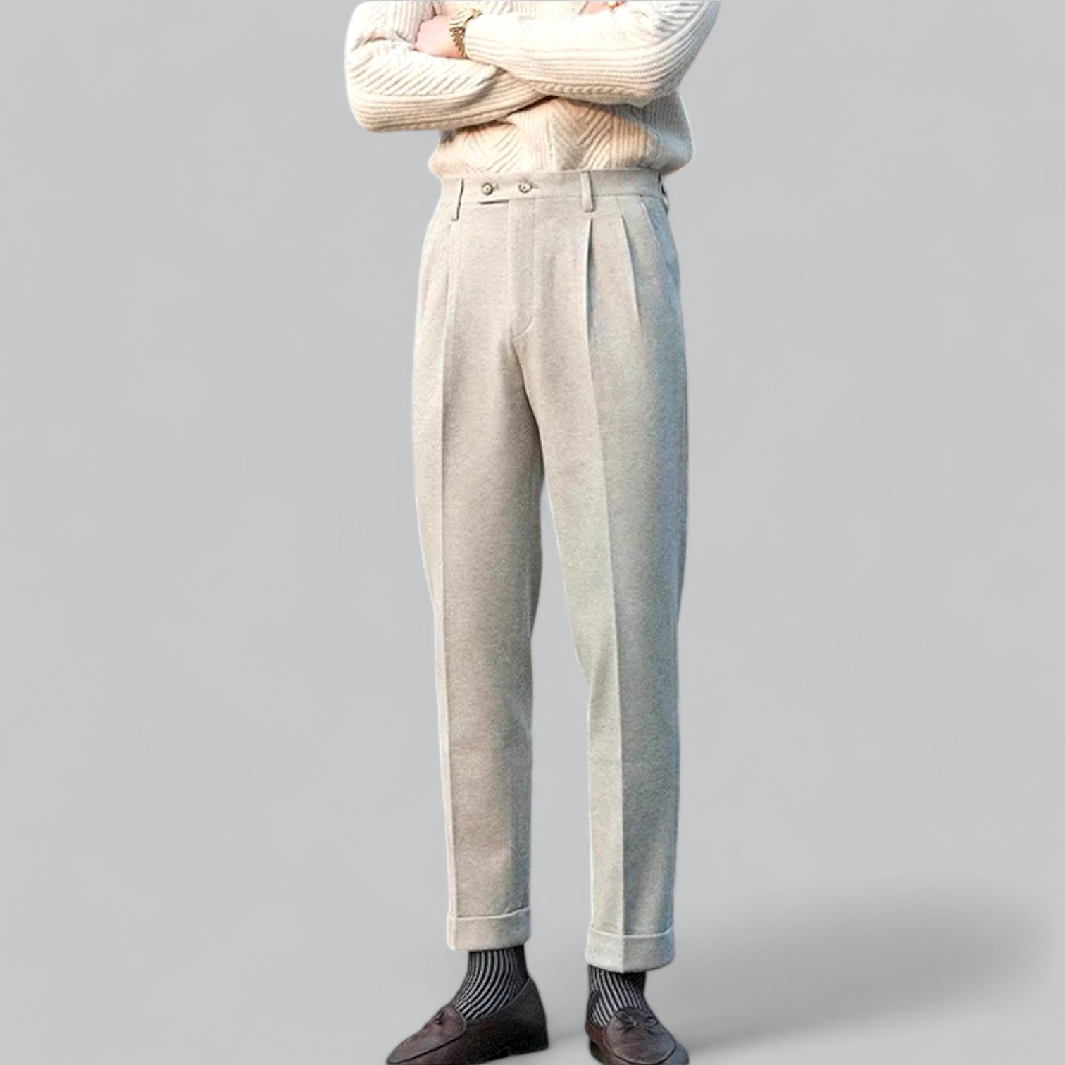 Elegant High Waisted Pants with Turn-ups - Comfort and Refined Style