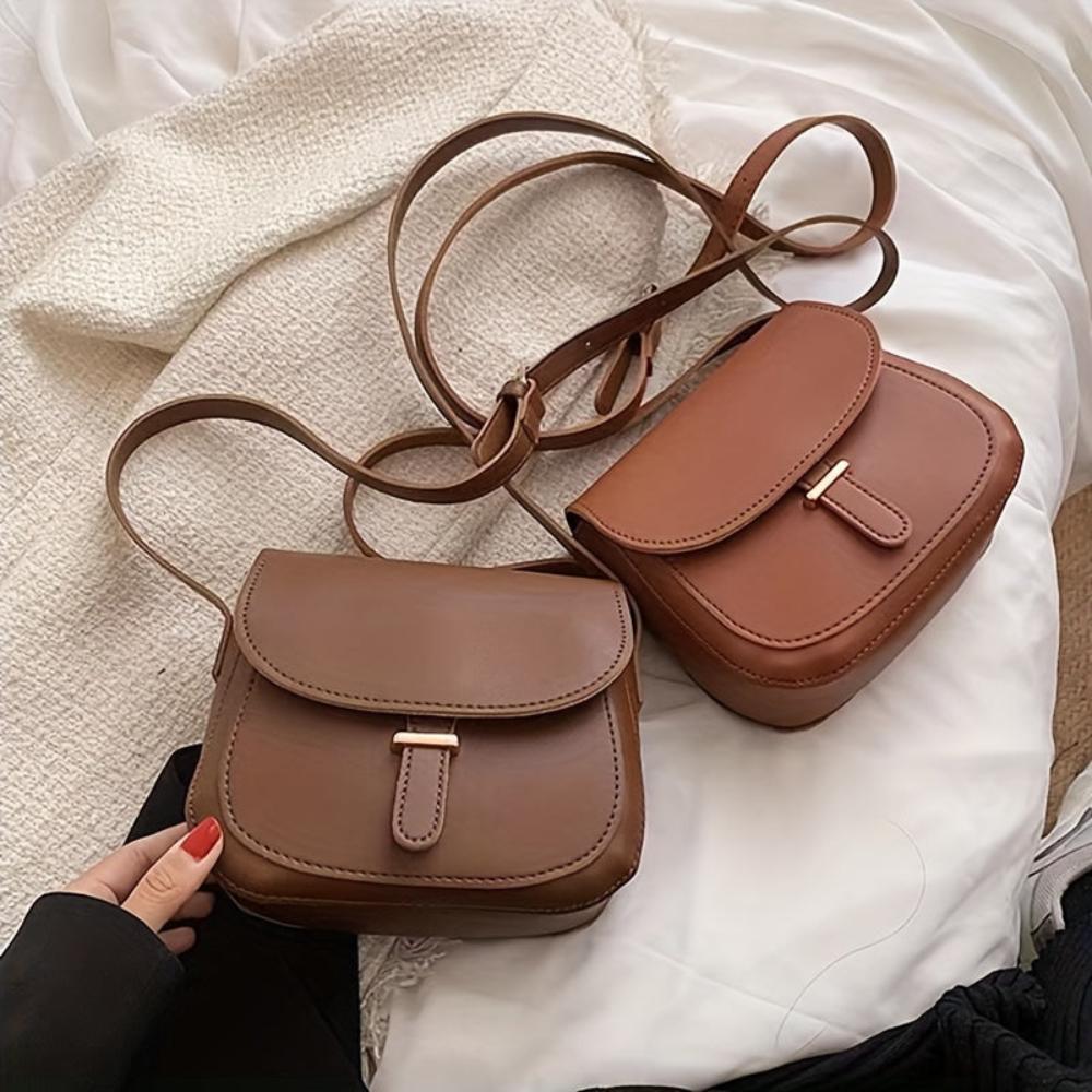 Aria Retro Grace | Elegant Saddle Crossbody Bag