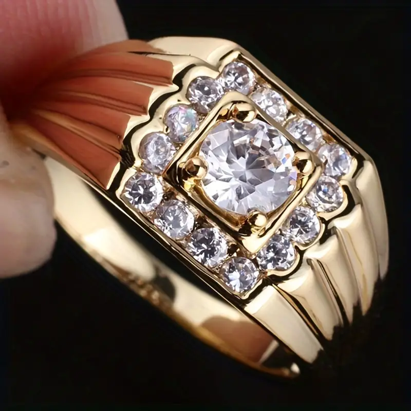 Vintage gold ring with layers of zirconium